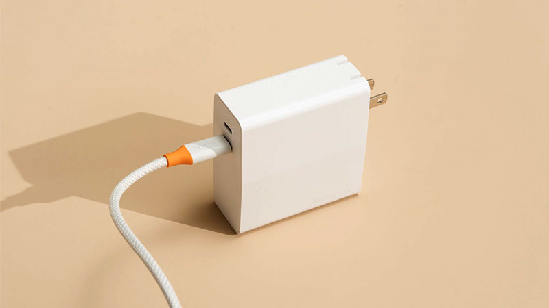 بهترین آداپتور شارژ اوریجینال و چندراهی محافظ گوشی، تبلت و …