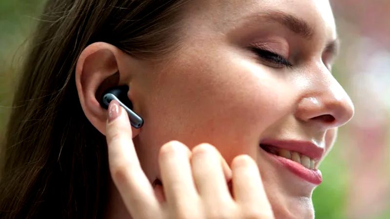 بهترین هندزفری‌های نویز کنسلینگ (فناوری حذف نویز) سال
