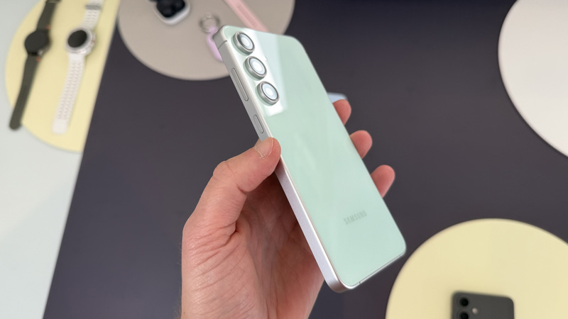 کدهای مخفی گوشی S24 Fe سامسونگ: دسترسی به قابلیت‌های پنهان موبایل