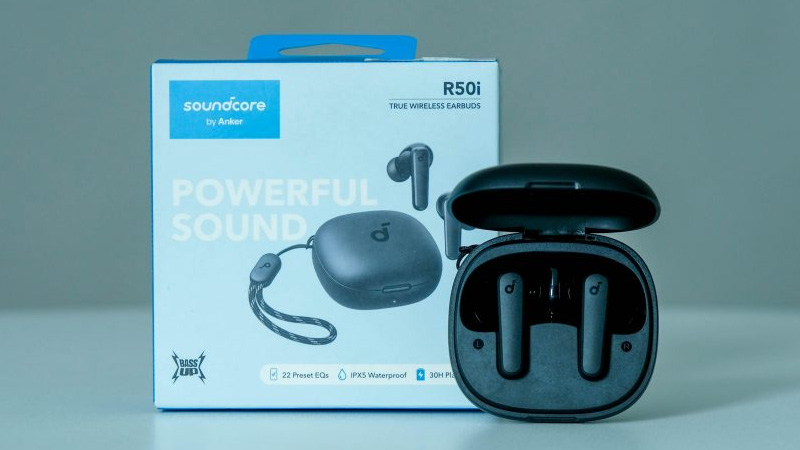 بررسی مشخصات هدفون بی‌سیم انکر Soundcore R50i NC