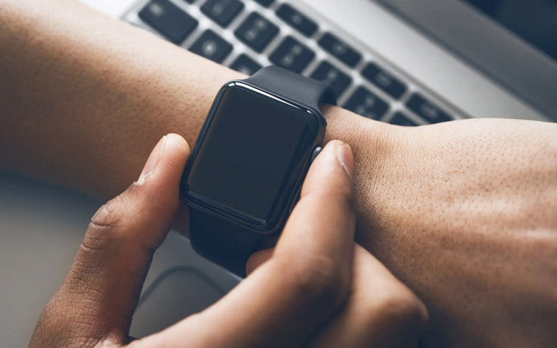 آیا ساعت‌های هوشمند بدون نیاز به گوشی هوشمند کار می‌کنند؟