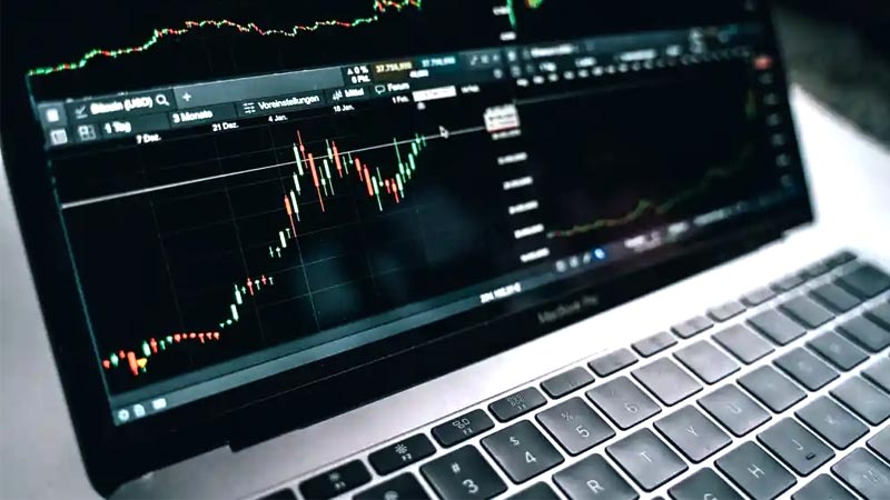 بهترین لپ تاپ‌های مخصوص ترید 2025 به انتخاب تریدرها