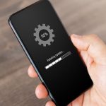 تعیین زمان تعویض گوشی موبایل|کند شدن موبایل||افت عمر باتری موبایل||کیفیت پایین دوربین موبایل|کمبود فضای ذخیره‌سازی موبایل|پشتیبانی نرم‌افزاری محدود موبایل